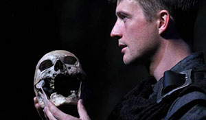 Matt-Schwader-Hamlet