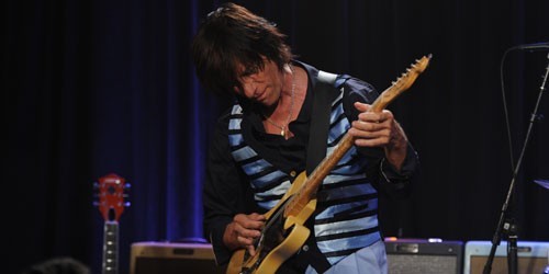 Jeff Beck Honors Les Paul